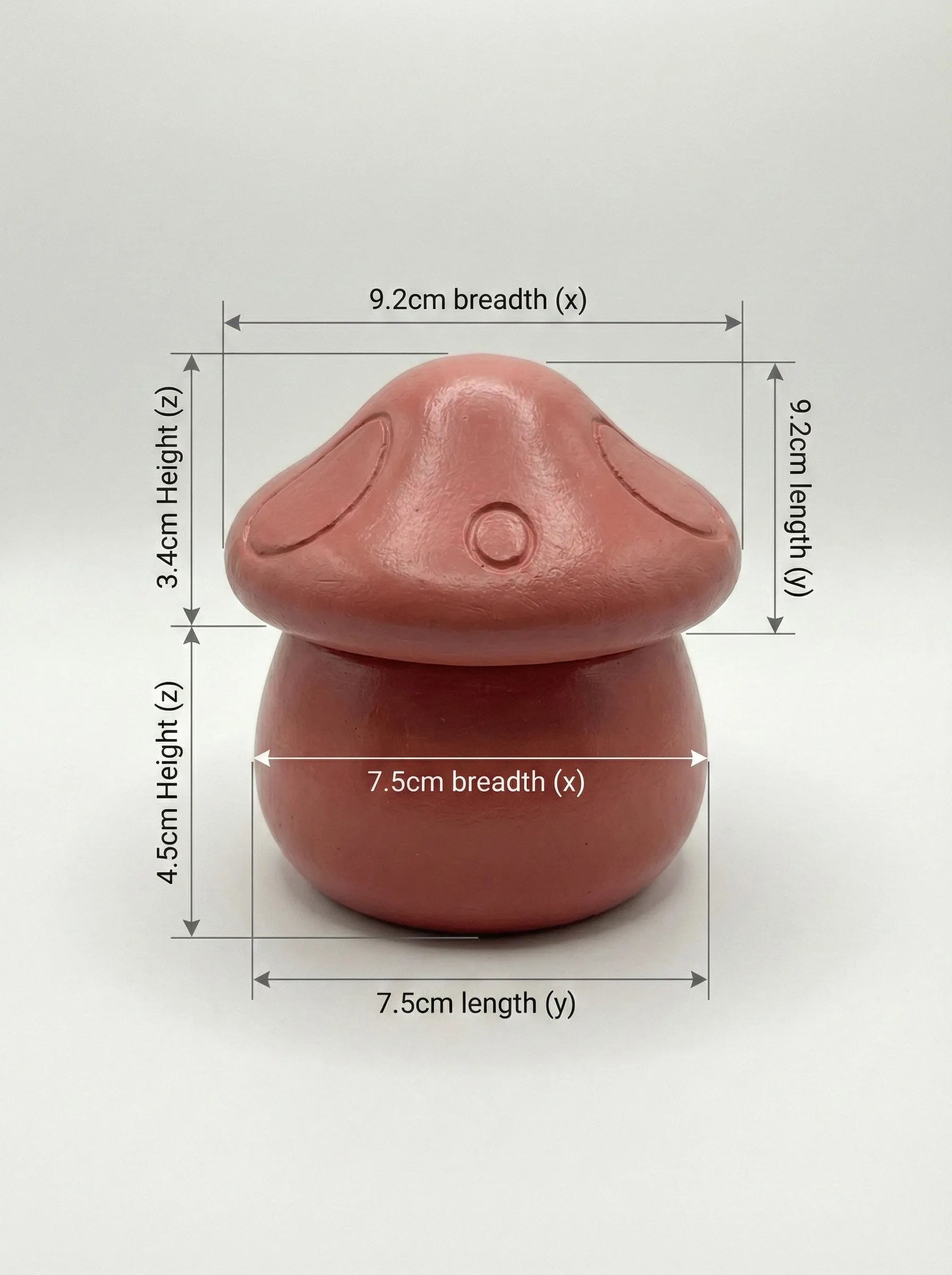 Mushroom-shaped ashtray with dimensions labeled on a white background