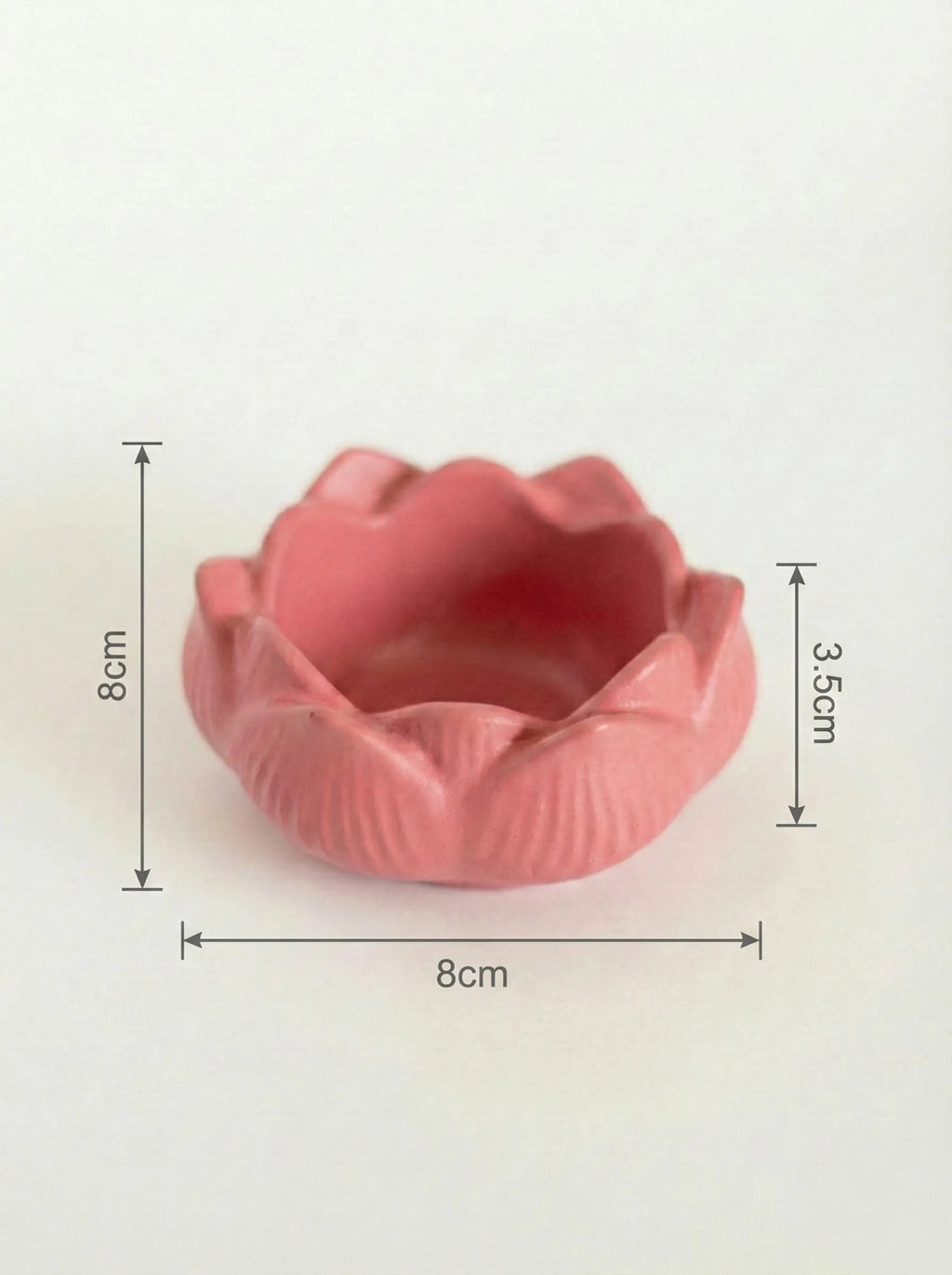 Kamla lotus concrete Ashtray with dimensions on a white background