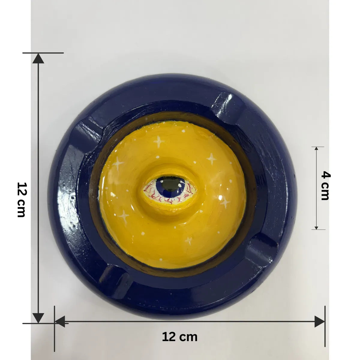 Round ashtray with blue rim and yellow center, showing measurements on a white background